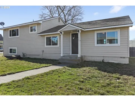 109 S Roosevelt Street Goldendale WA 98620