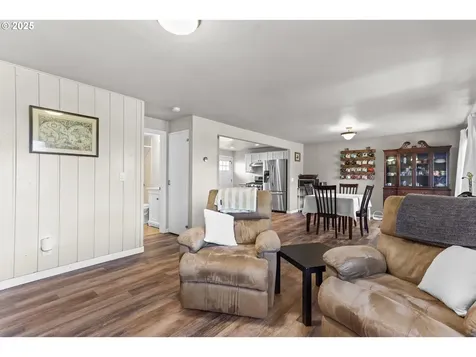 109 S Roosevelt Street Goldendale WA 98620