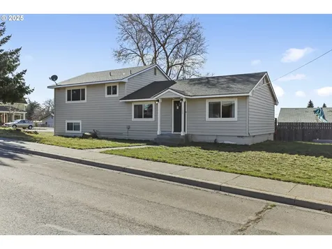109 S Roosevelt Street Goldendale WA 98620