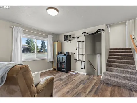 109 S Roosevelt Street Goldendale WA 98620