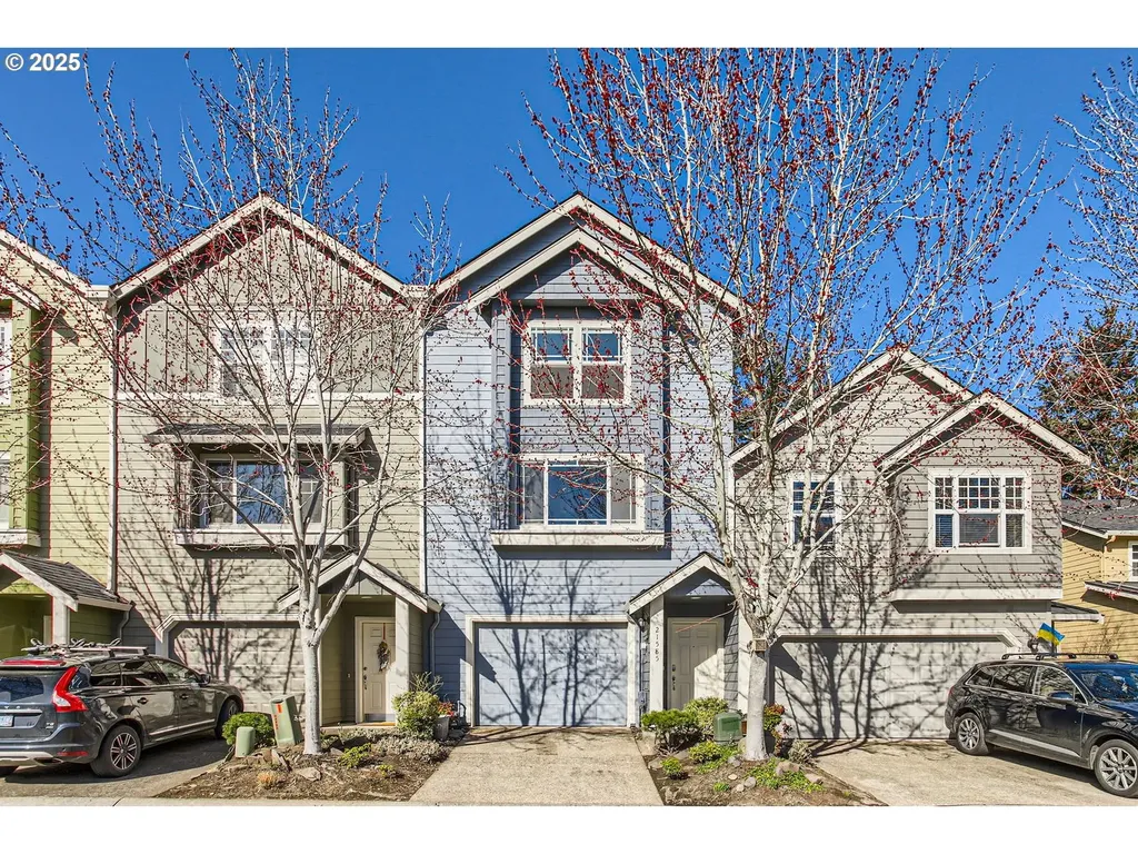 21585 NE Willow Glen Road Fairview OR 97024