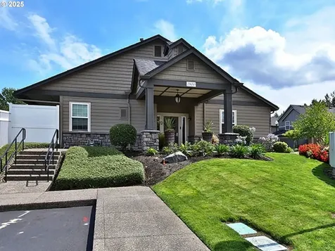 21585 NE Willow Glen Road Fairview OR 97024