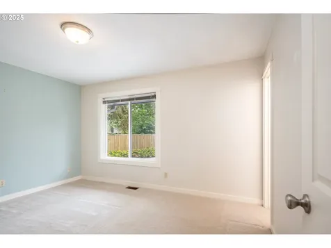 1444 Russet Drive Eugene OR 97401