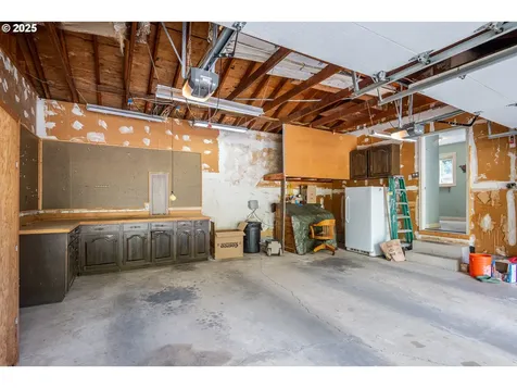 1444 Russet Drive Eugene OR 97401