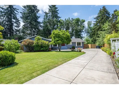 1444 Russet Drive Eugene OR 97401