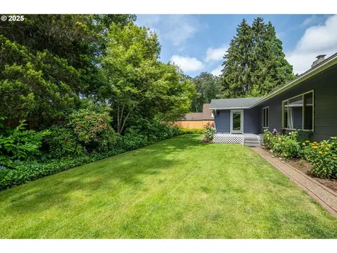 1444 Russet Drive Eugene OR 97401