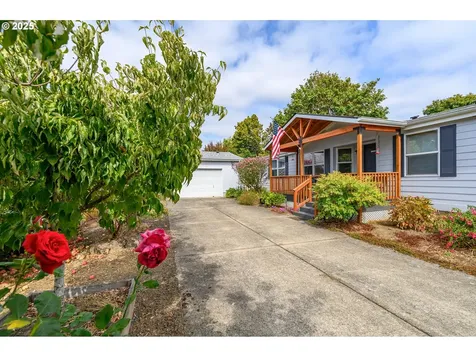 119 NW Sherman Street Sheridan OR 97378
