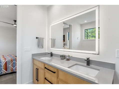 322 Hamilton Street North Bonneville WA 98639