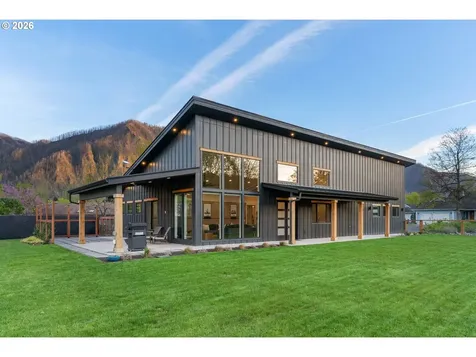 322 Hamilton Street North Bonneville WA 98639
