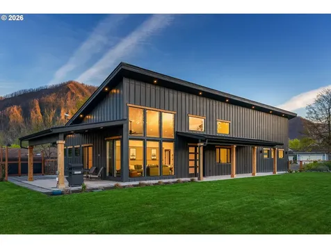 322 Hamilton Street North Bonneville WA 98639
