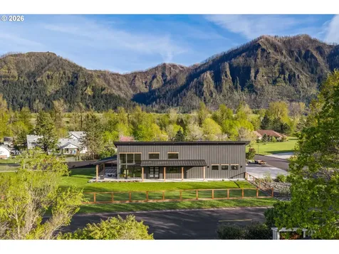 322 Hamilton Street North Bonneville WA 98639