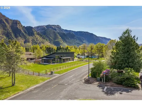 322 Hamilton Street North Bonneville WA 98639