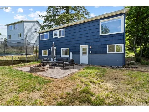 203 Williams Finney Road Kelso WA 98626