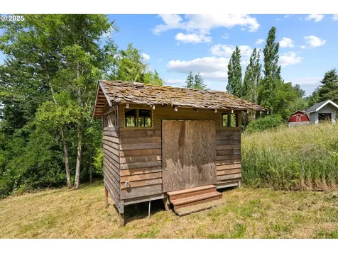 203 Williams Finney Road Kelso WA 98626