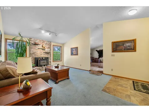 701 SW Linneman Court Gresham OR 97030