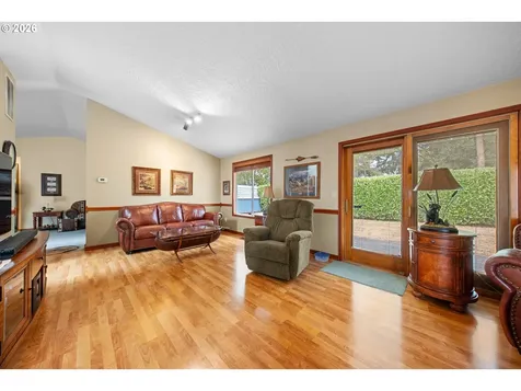 701 SW Linneman Court Gresham OR 97030