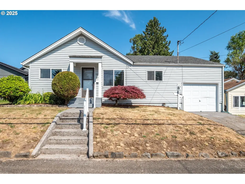 904 N 7th Avenue Kelso WA 98626
