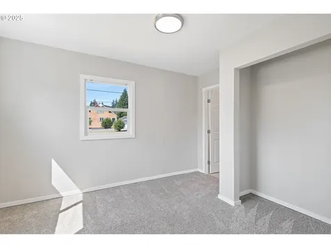 904 N 7th Avenue Kelso WA 98626