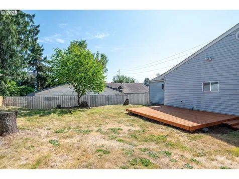 904 N 7th Avenue Kelso WA 98626