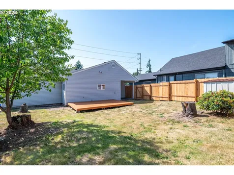 904 N 7th Avenue Kelso WA 98626