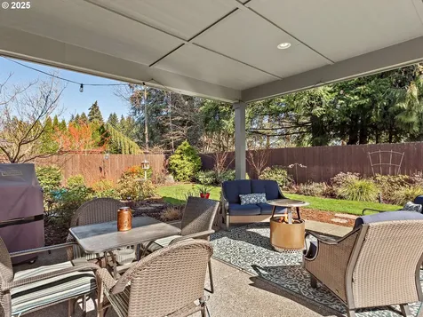 10705 NE 92nd Avenue Vancouver WA 98662