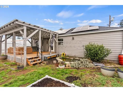 7216 SE Insley Street Portland OR 97206