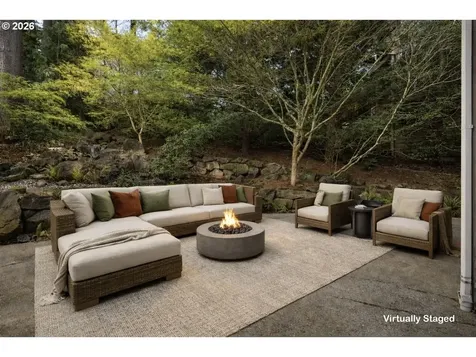 5823 NW Inglewood Court Camas WA 98607