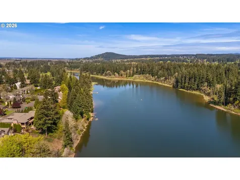 5823 NW Inglewood Court Camas WA 98607