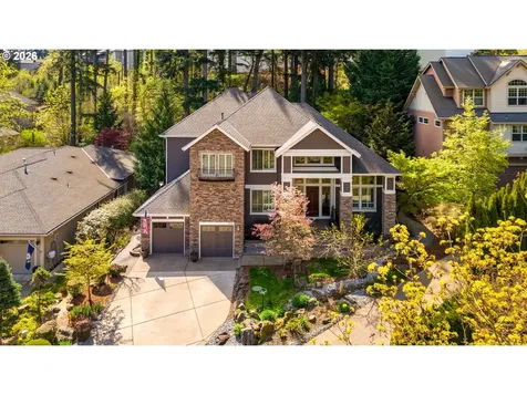 5823 NW Inglewood Court Camas WA 98607