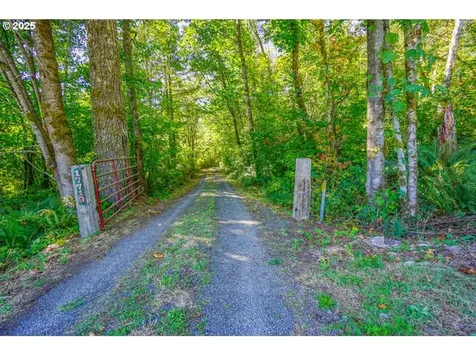 17719 NE Manning Circle Amboy WA 98601