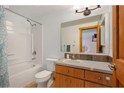 38220 NE Sunset Falls Road Yacolt WA 98675