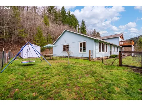 38220 NE Sunset Falls Road Yacolt WA 98675
