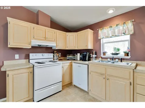 8750 SE 155th Avenue Happy Valley OR 97086
