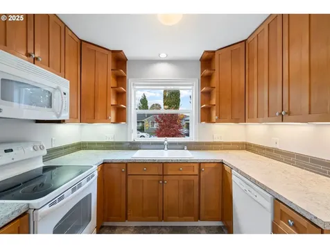 5016 N Harvard Street Portland OR 97203