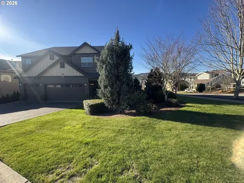 277 SW Mt Rainier Street Mcminnville OR 97128