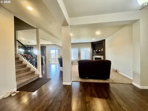 277 SW Mt Rainier Street Mcminnville OR 97128