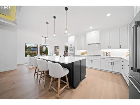 1211 NW 150th Street Vancouver WA 98685
