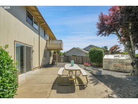 4420 NW 187th Avenue Portland OR 97229