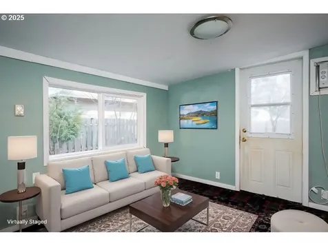 1522 SE 143rd Place Portland OR 97233