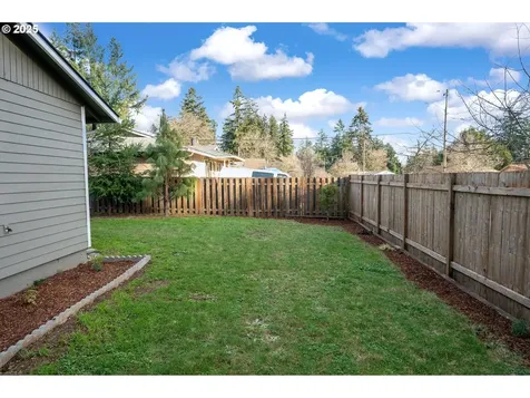 1522 SE 143rd Place Portland OR 97233
