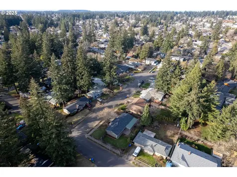 1522 SE 143rd Place Portland OR 97233
