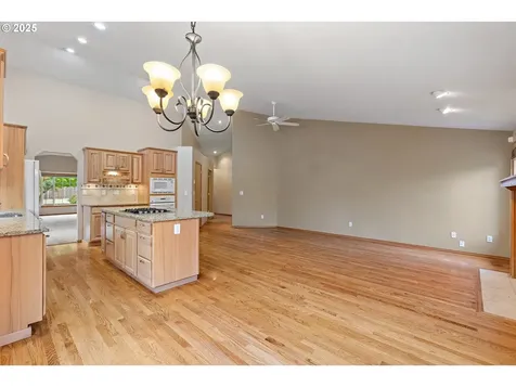 3321 SW Redfern Place Gresham OR 97080