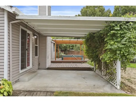 3321 SW Redfern Place Gresham OR 97080