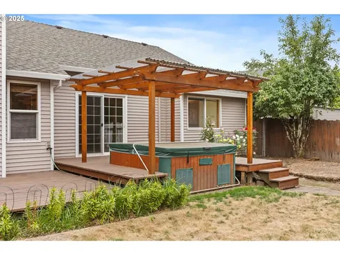 3321 SW Redfern Place Gresham OR 97080
