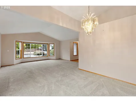 3321 SW Redfern Place Gresham OR 97080