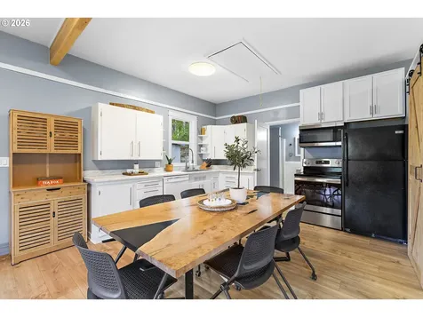 6832 Macleay Road SE Salem OR 97317