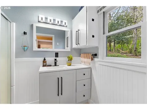 6832 Macleay Road SE Salem OR 97317