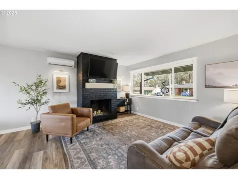 241 NE Azalea Drive Adair Village OR 97330