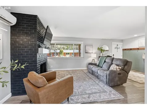 241 NE Azalea Drive Adair Village OR 97330
