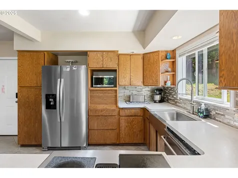 1122 SE 1st Street Winlock WA 98596